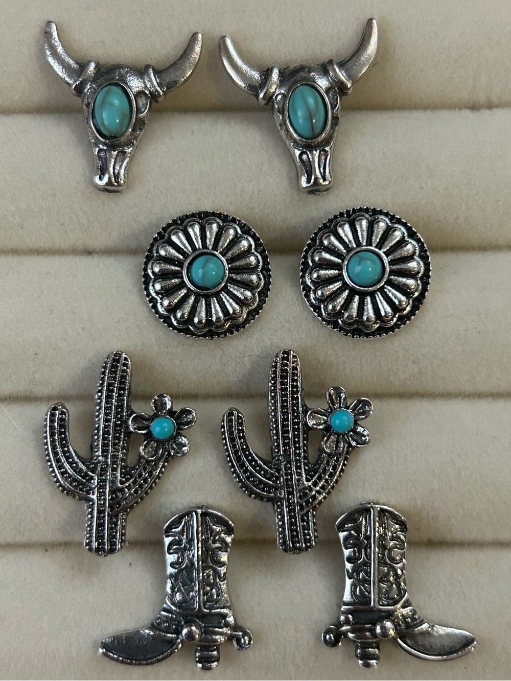 Turquoise Accent Western Earrings Set